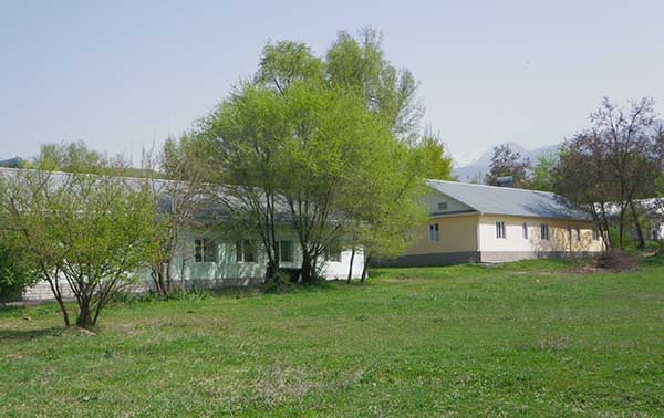 photogallery_village_houses_park