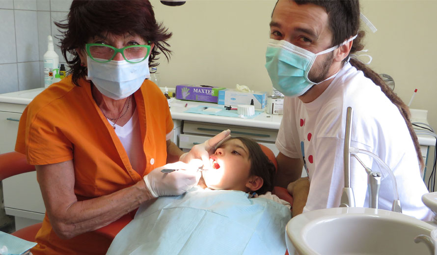 phg-2014-06-dentisti-1
