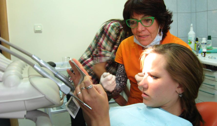phg-2014-06-dentisti-5
